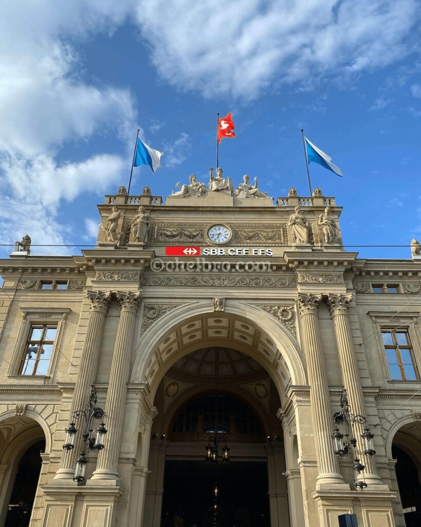 スイス一人旅で訪れたチューリッヒ中央駅の写真